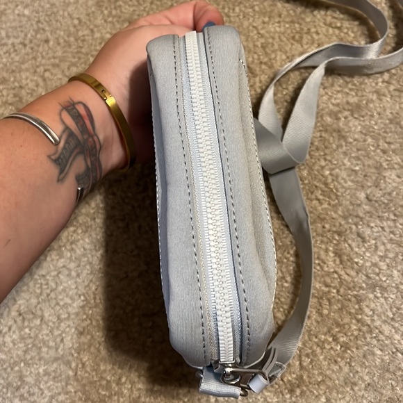 Vooray Neoprene Crossbody Bag - Picture 5 of 5